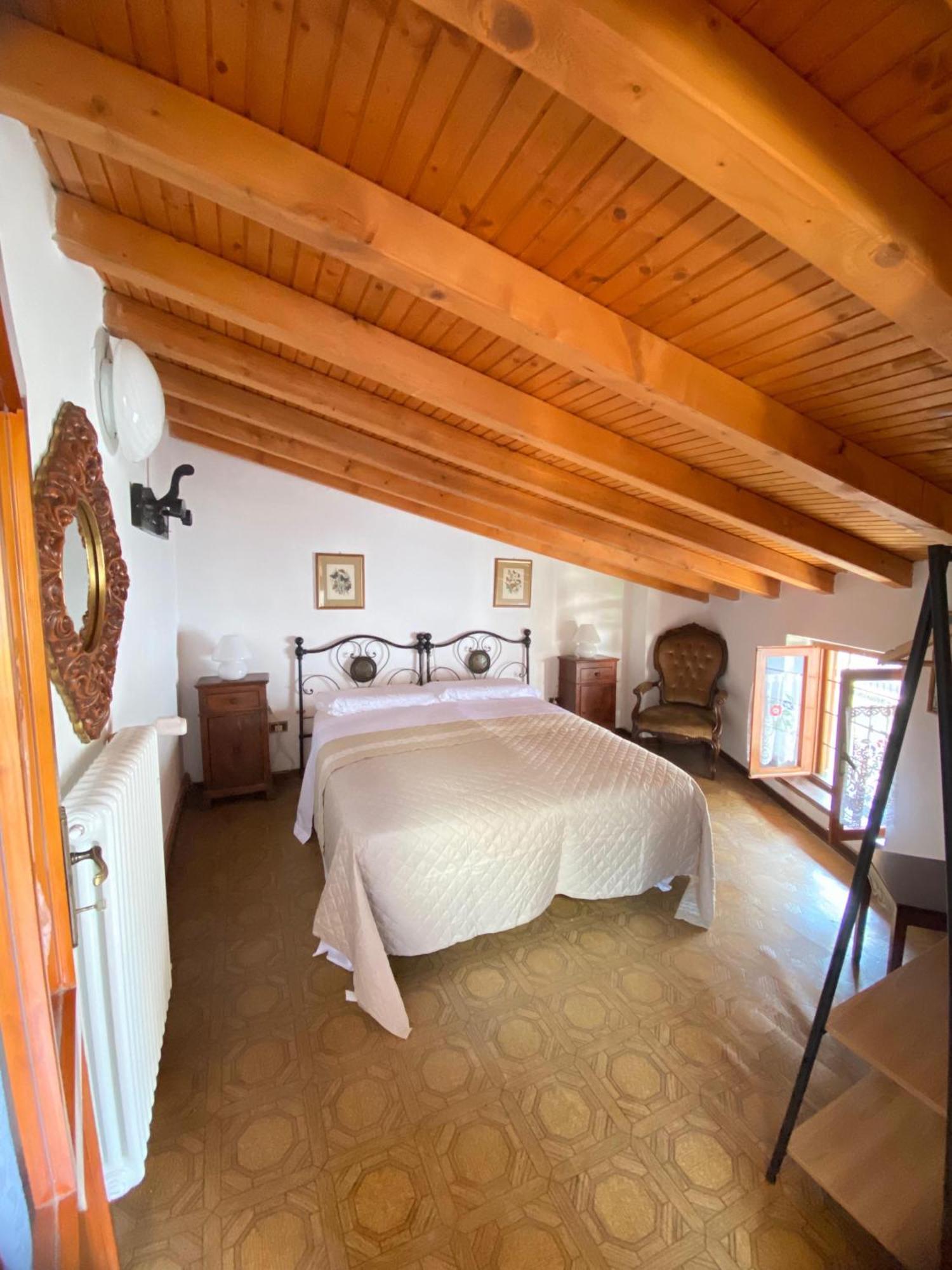 Casa Nel Centro Storico Di Borno Villa Eksteriør billede